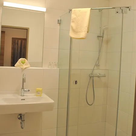 Mauernboeck 호텔 Rottenbach