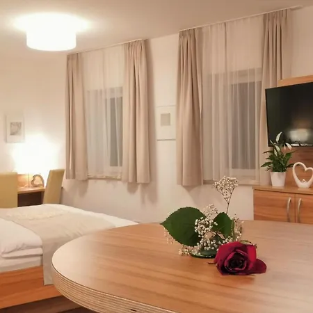 מלון Mauernboeck